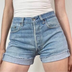 Levi's Light Blue Denim Jean Shorts High-Waisted Cuffed Hem casual size 30